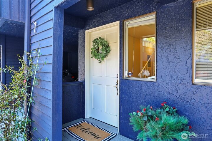 Property Photo:  1431 NW Richmond Beach Road 7  WA 98177 