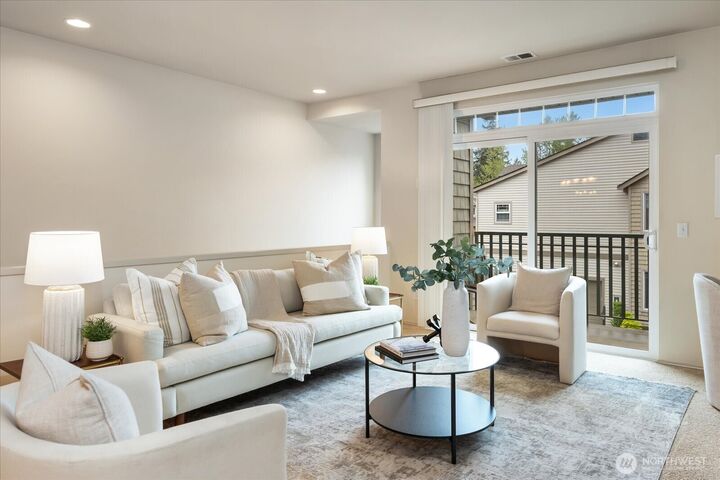 Property Photo:  0 Xxx  248th Lane SE 4486  WA 98029 