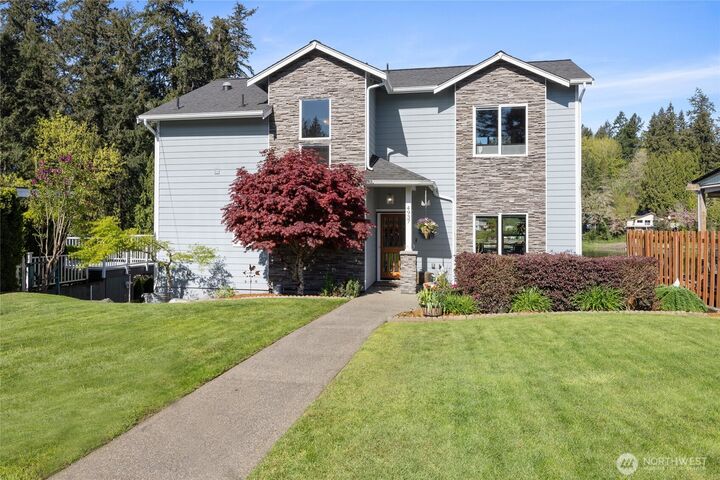 Property Photo:  4937  Thompson Lane SE  WA 98513 