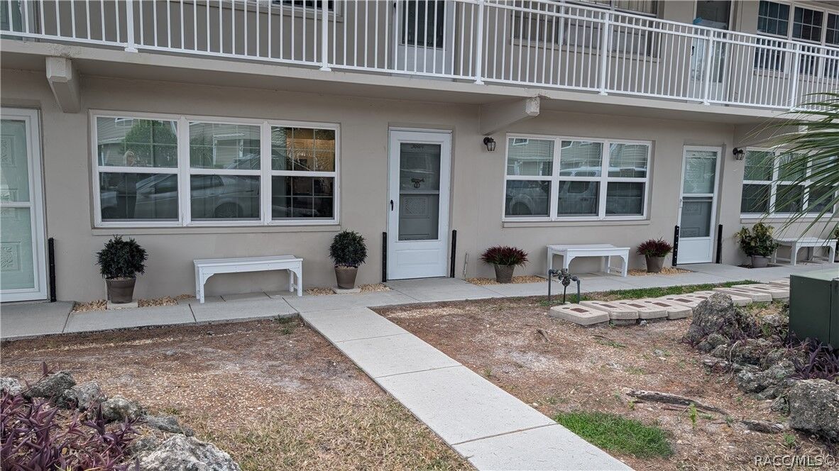 Property Photo: 41 Beach Lane D/4 FL 34429