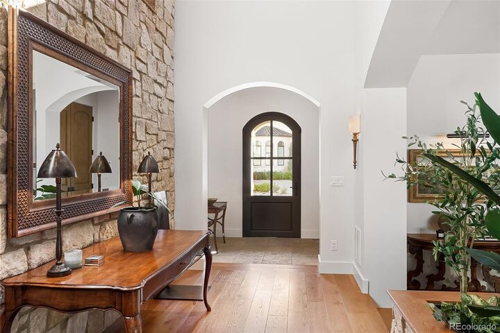 Property Photo:  2821 E Cedar Avenue 18  CO 80209 