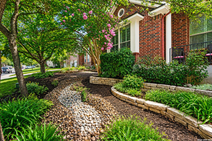 Property Photo: 25010 Kiowa Crk TX 78255