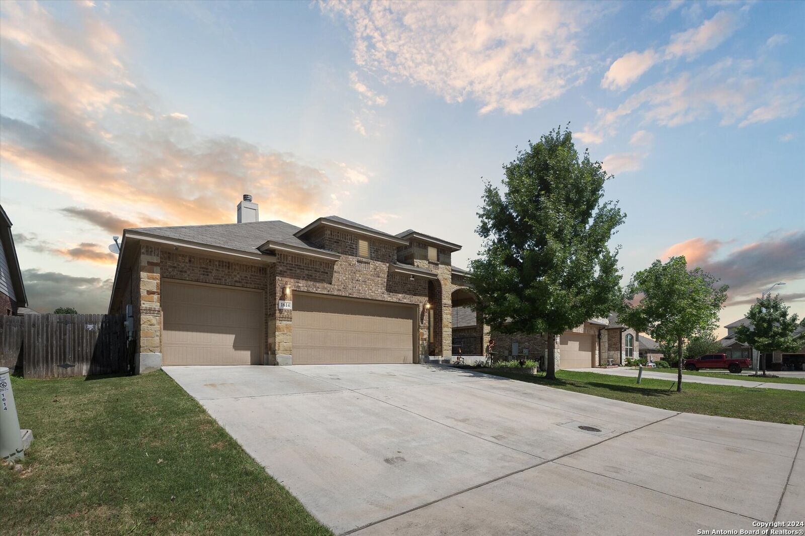 Property Photo: 1614 Sun Canyon Blvd TX 78130