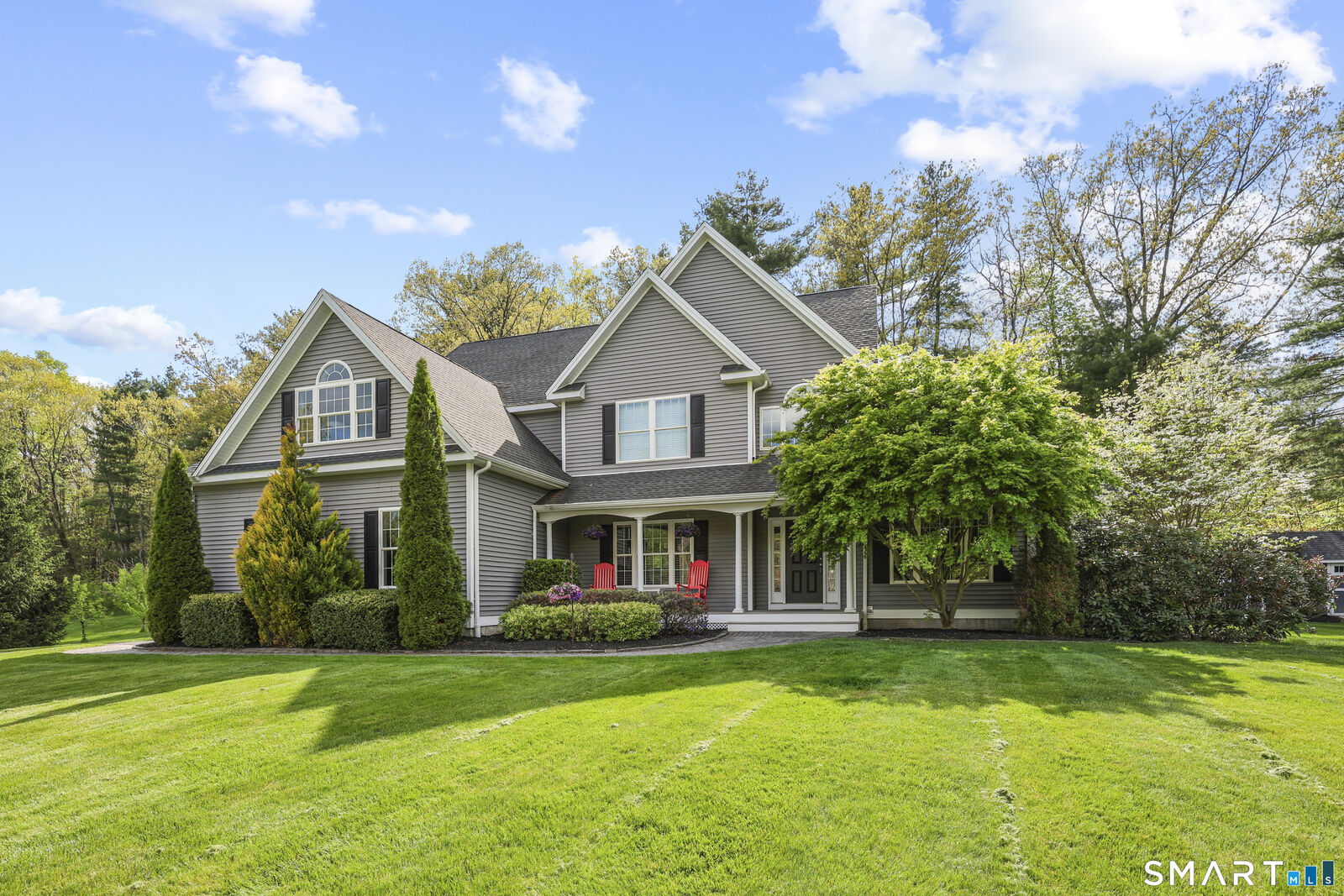 Property Photo:  28 Hidden Oaks Drive  CT 06001 