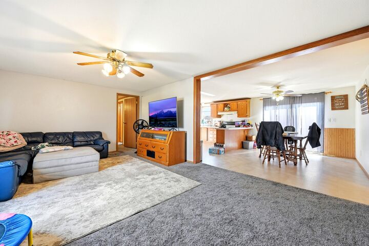 Property Photo: 229 Ceci Lane WY 82834