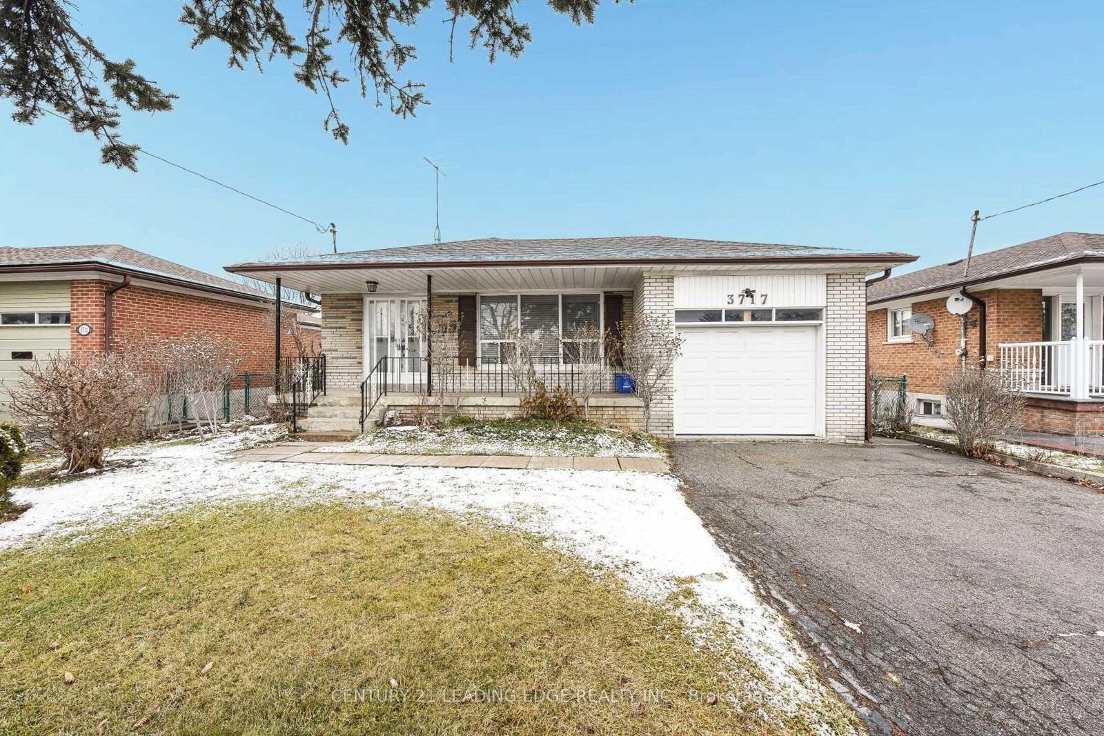 Property Photo:  3717 Morning Star Drive  ON L4T 1Y6 