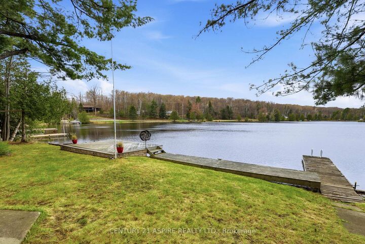 Property Photo: 1023 Perry Point Lane ON K0H 1B0