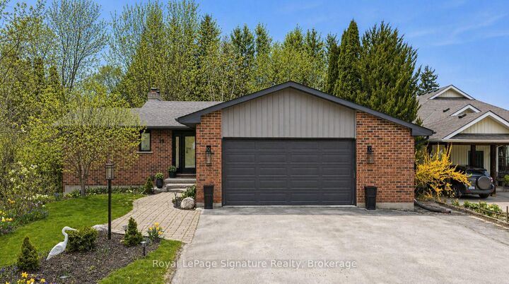 Property Photo:  98 Moore Crescent  ON N0H 2P0 