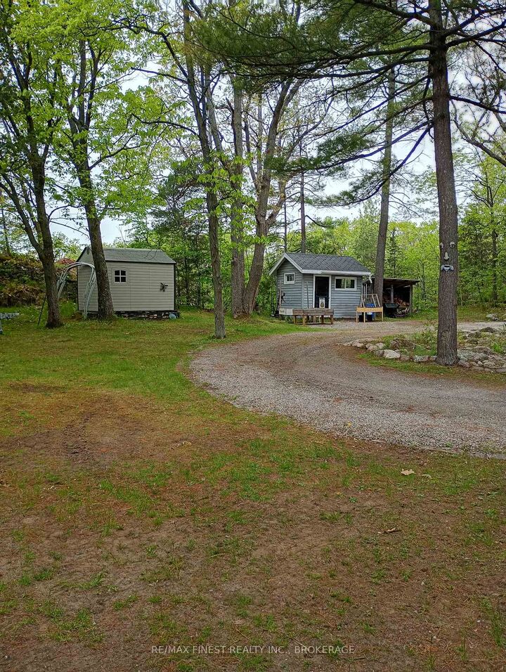Property Photo:  6 Vanston Road  ON K0E 1R0 