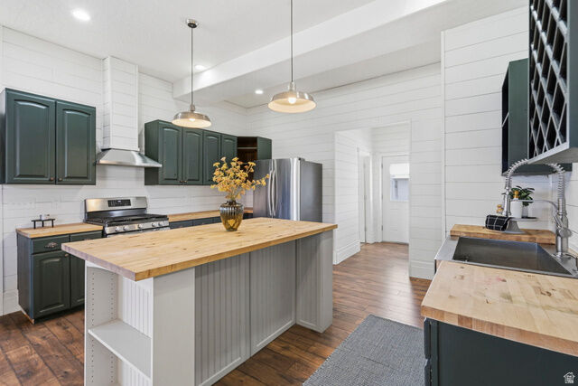Property Photo:  1129 S River Side Dr  UT 84723 