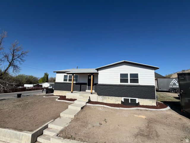 Property Photo: 215 N Center St UT 84513