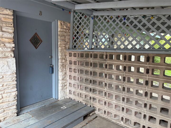 Property Photo:  8102 Exmoor Drive B  TX 78757 