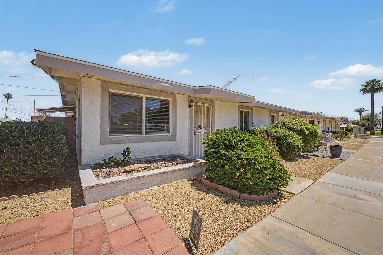 Property Photo: 10606 W Oakmont Drive AZ 85351