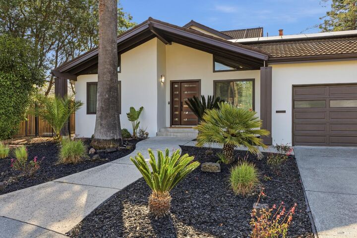 Property Photo:  59 Terry Circle  CA 94947 