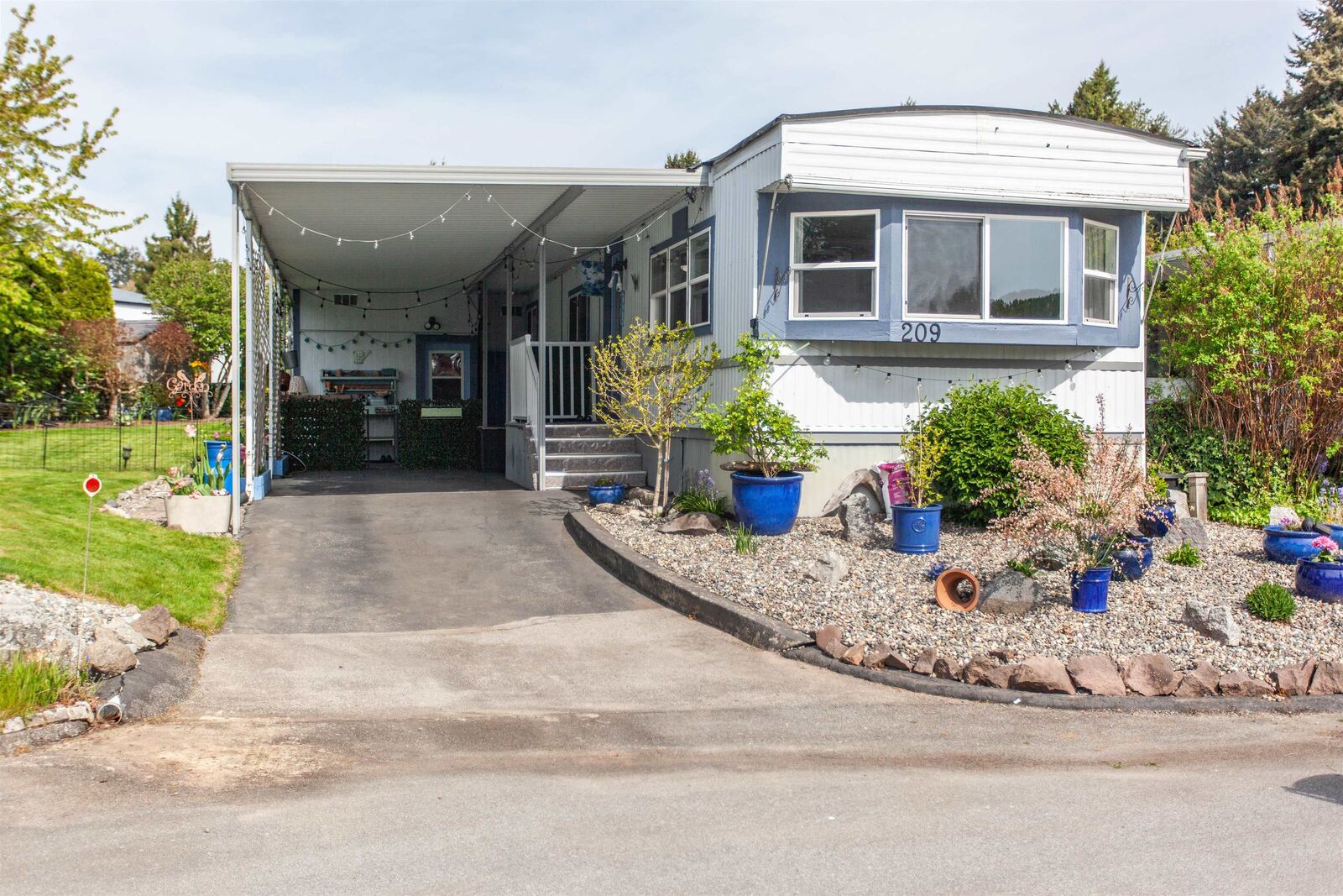 Property Photo: 1840 160 Street 209 BC V4A 4X4