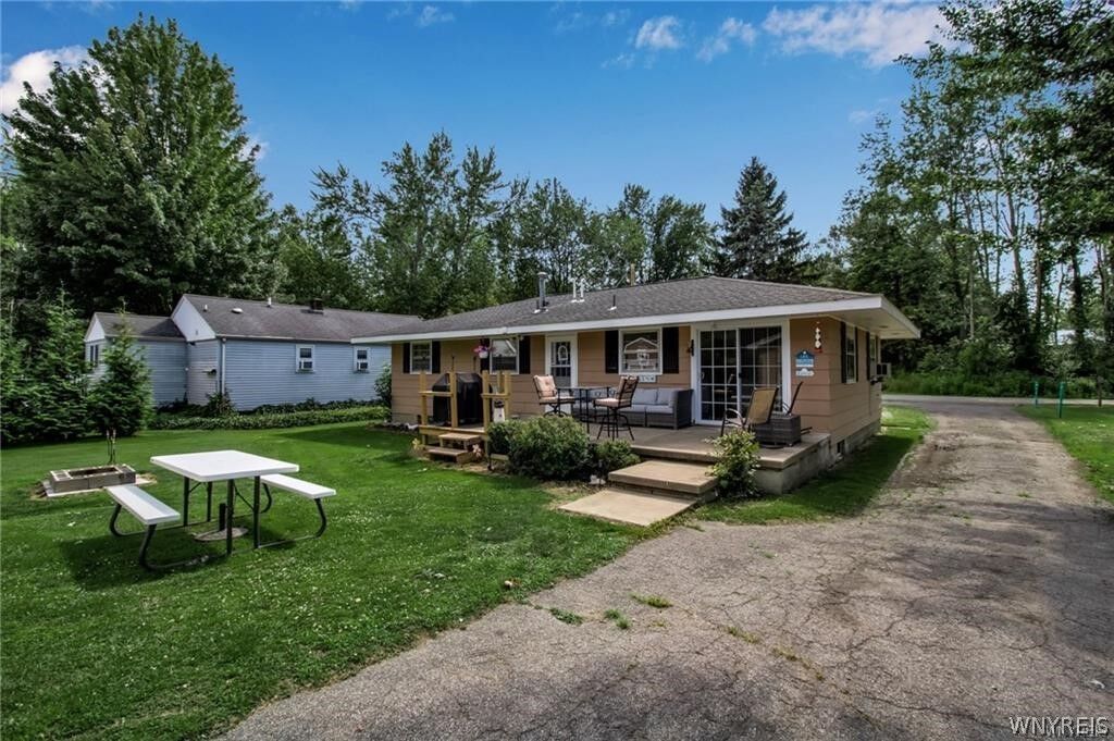 Property Photo:  12848 Oneida Street  NY 14081 