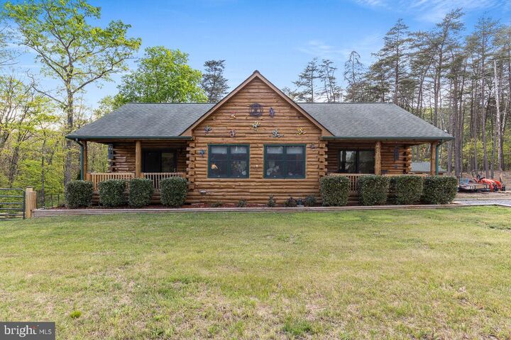 Property Photo: 140 Pine Tree Court VA 22637