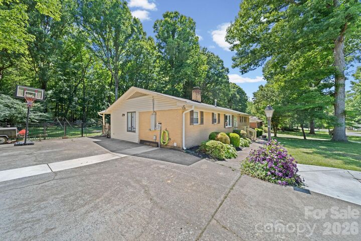Property Photo:  217 Robinson Avenue  NC 28104 