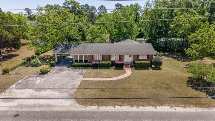 Property Photo:  713 Harlin Street  SC 29047 
