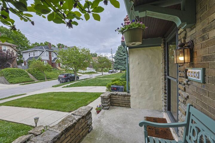 Property Photo:  3111 Parkview Avenue  OH 45213 