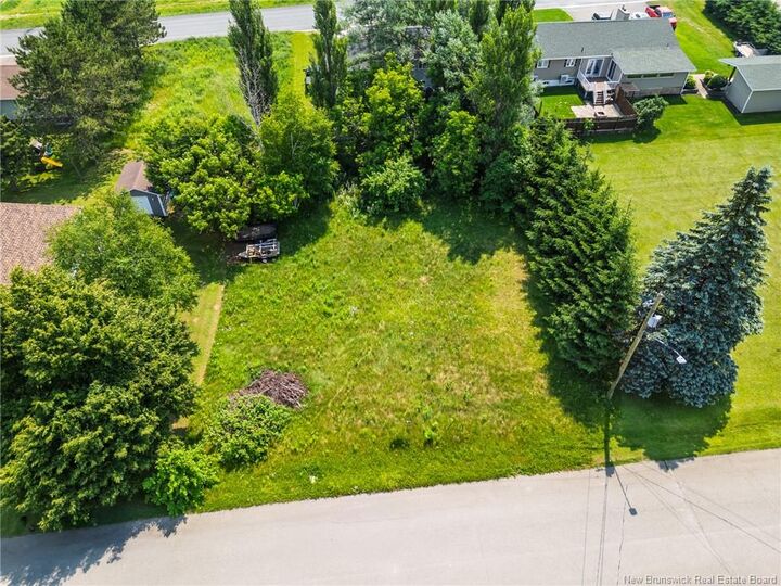 114 Bourgoin Street — photo 1