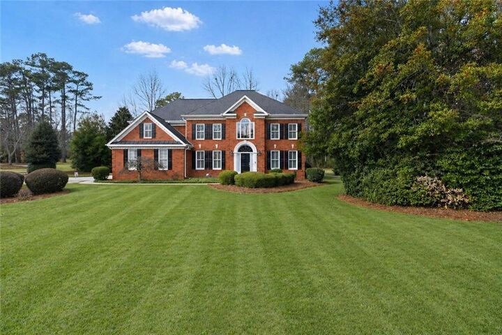 Property Photo:  1700 Canterbury Pointe SE  GA 30013 