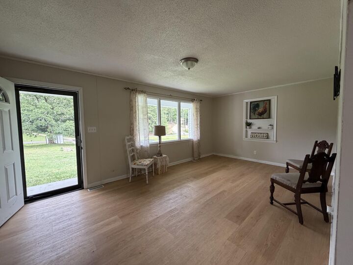 Property Photo: 1144 Ridgeway Road GA 30728