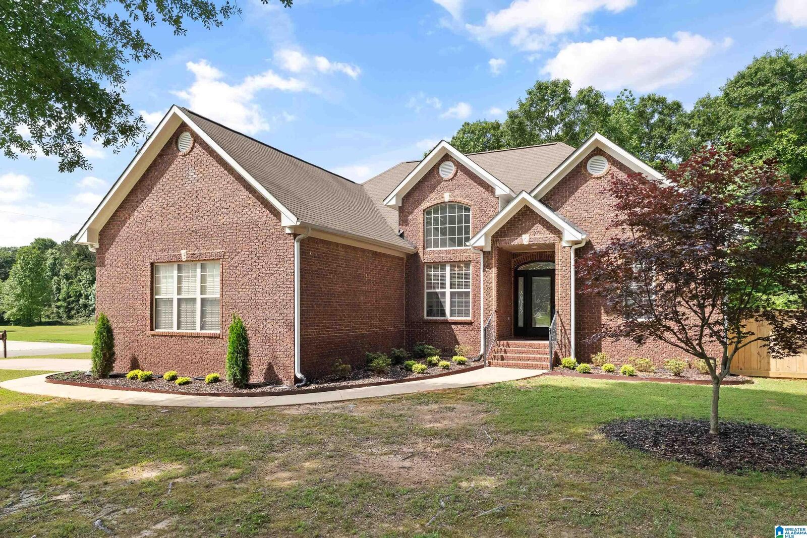 Property Photo:  2050 Morris Farms Drive  AL 35135 