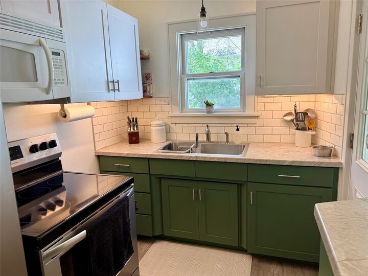 Property Photo: 2901 Arbor Street IA 50014
