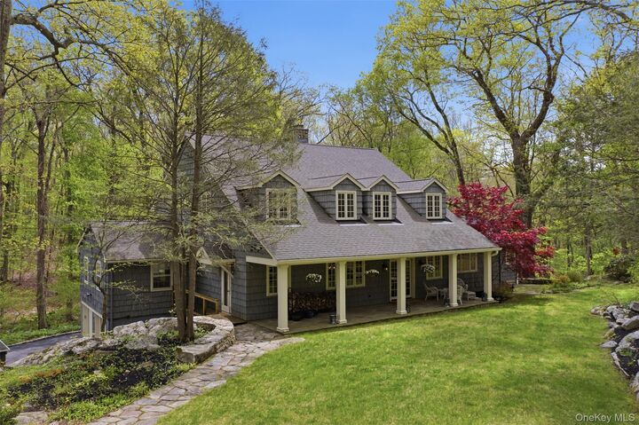 Property Photo:  29 E Kinnicutt Road  NY 10576 