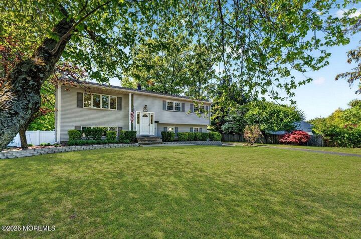 Property Photo:  33 Bayberry Lane  NJ 07748 