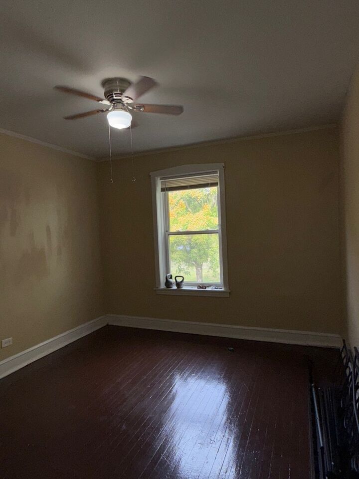 Property Photo:  715 W 57th Street 2  IL 60621 