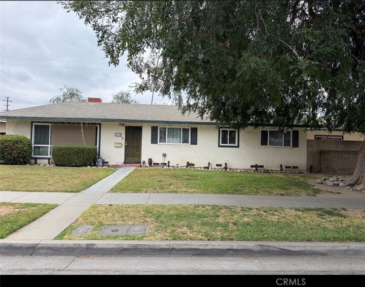 Property Photo: 2640 Treelane CA 91006