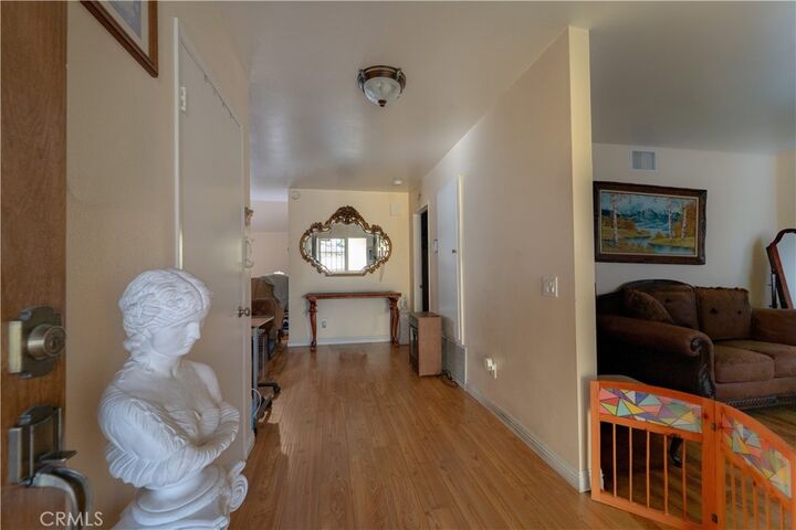Property Photo:  9221 Pico Vista  CA 90240 