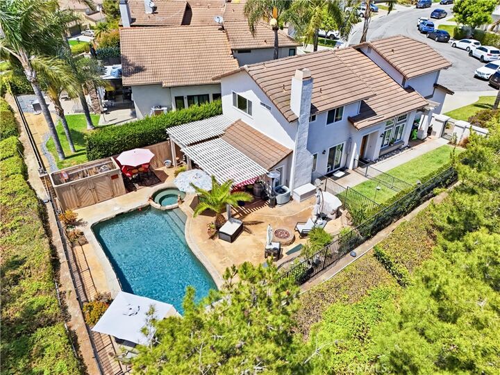 Property Photo:  24841 Laguna Vista  CA 92677 