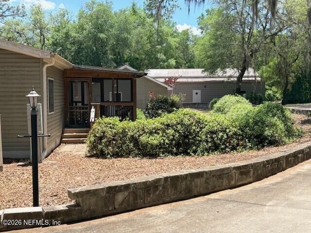 Property Photo:  240 Swan Lake Drive  FL 32666 