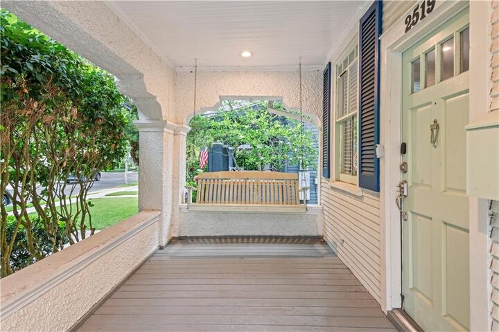 Property Photo: 2519 Octavia Street LA 70115
