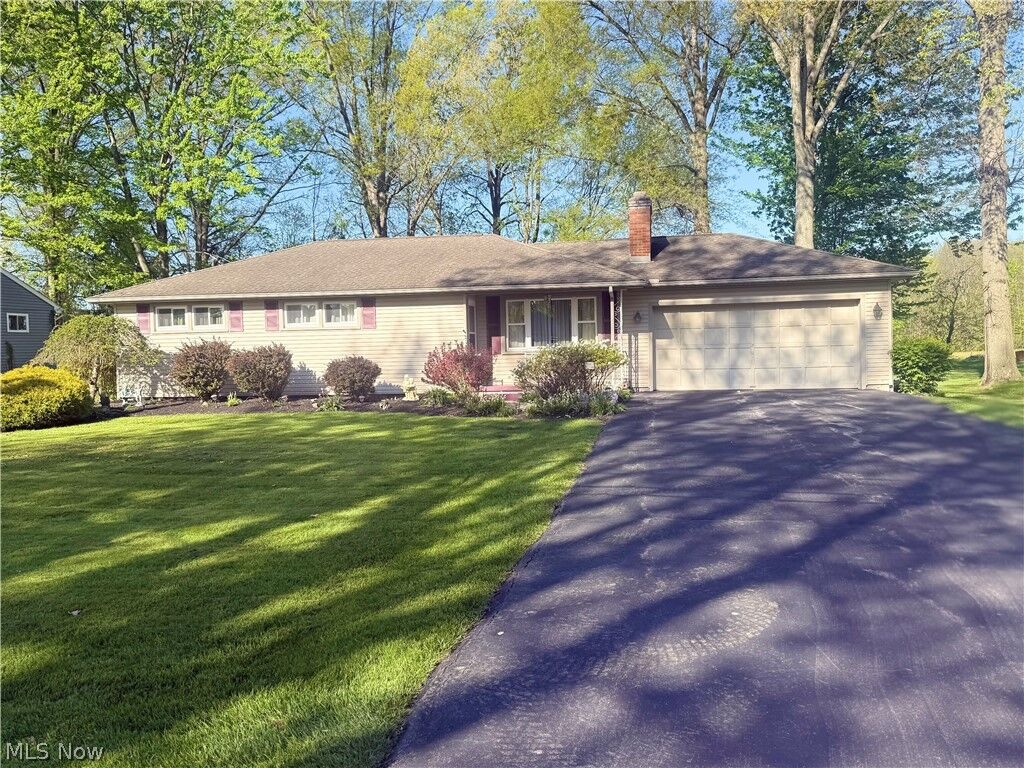 Property Photo:  5843 Louise Avenue NW  OH 44483 