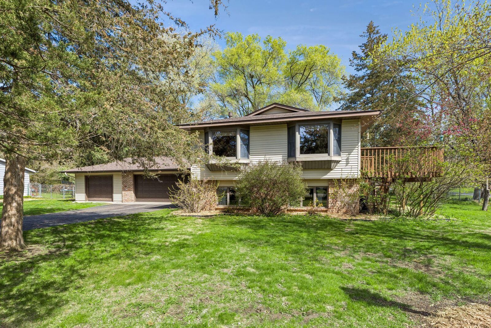 Property Photo:  16370 Division Street  MN 55043 