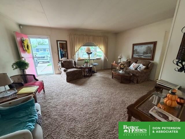 Property Photo: 3121 S 39th Street NE 68105