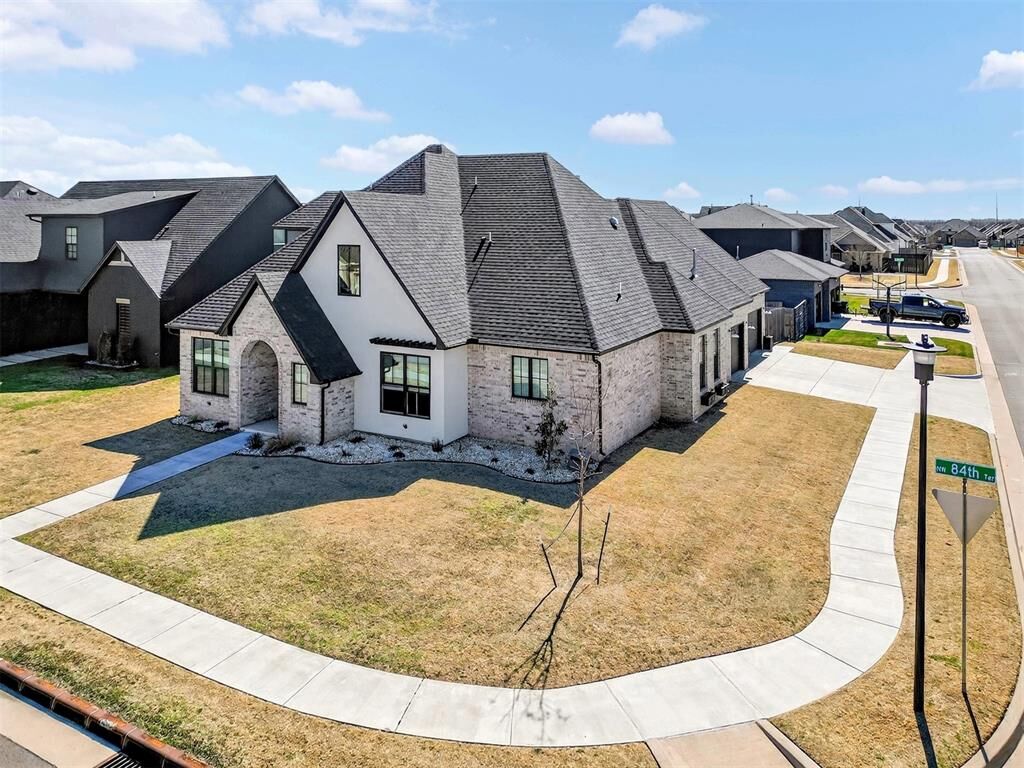 Property Photo:  9308 NW 84th Terrace  OK 73099 