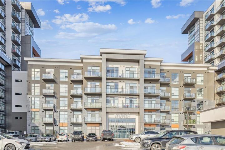 450 Dundas Street E 115 — photo 1