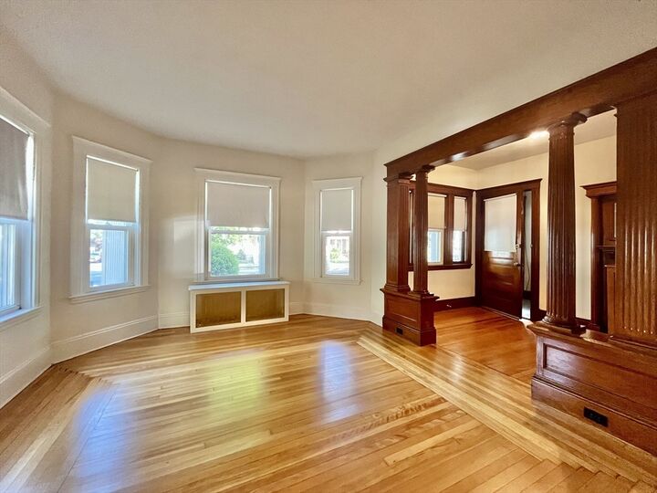 Property Photo:  116 Medford St 1  MA 02474 