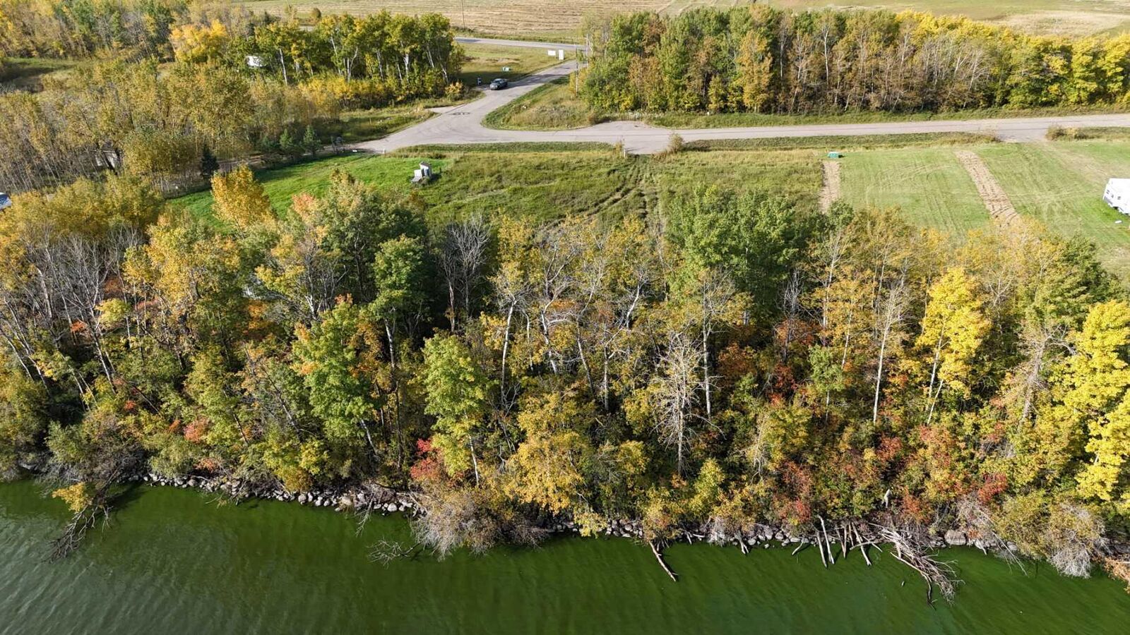 Photo de la propriété:  19 Lloyd Lines Way  AB T0A 2T0 