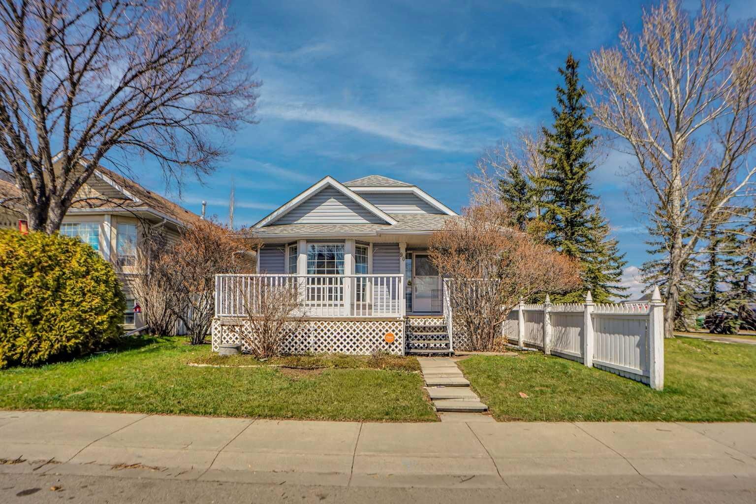 Property Photo: 90 Martinridge Crescent NE AB T3J 3M4