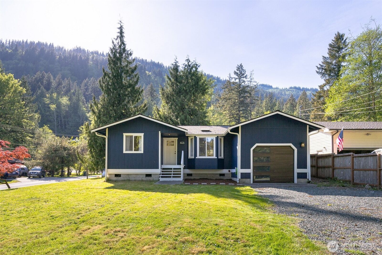 Property Photo:  405  Rainbow Drive  WA 98284 