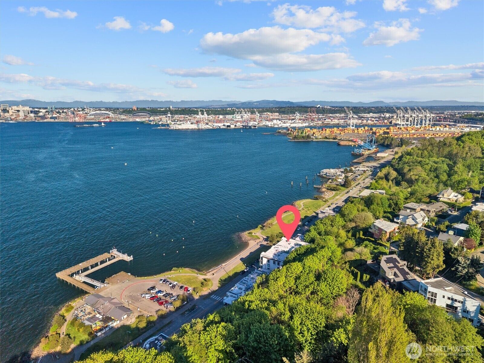 Property Photo:  1661  Harbor Avenue SW 502  WA 98116 