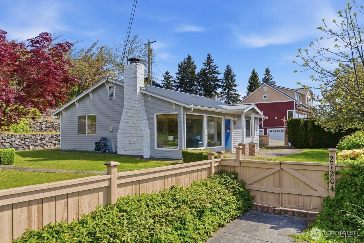 Property Photo:  21204  3rd Avenue S  WA 98198 