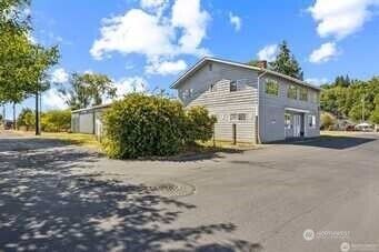 Property Photo:  2420  Simpson Avenue  WA 98550 