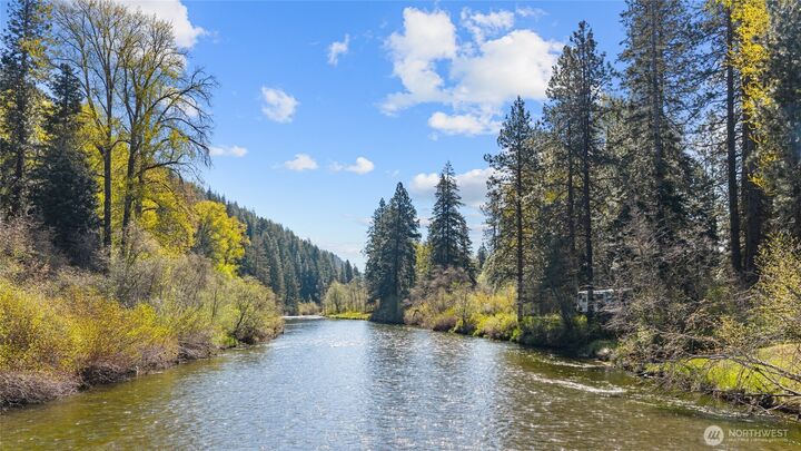 Property Photo:  611  Prairie Lane  WA 98922 